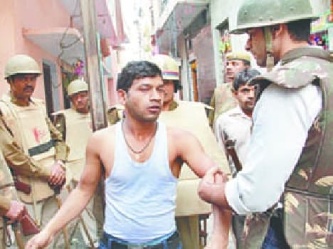 communal disturbance in meerut